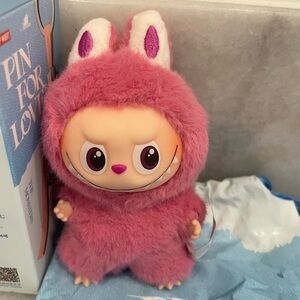 Pop Mart | LABUBU | Pin for Love Vinyl Plush Pendant Q 100% Authentic